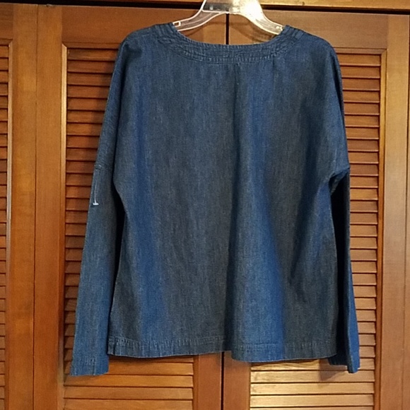NWOT Universal Thread denim top - Picture 2 of 7